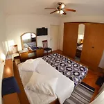 In With Seaview, Terrace, Air Condition, Wifi Apartmán *