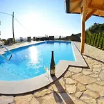 Apartmán In With Seaview, Terrace, Air Condition, Wifi