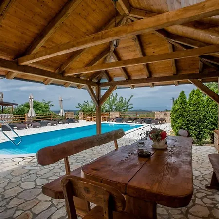 Apartmán In With Seaview, Terrace, Air Condition, Wifi