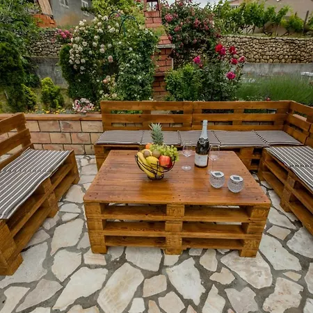 아파트 In With Seaview, Terrace, Air Condition, Wifi