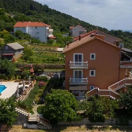 Apartmán In With Seaview, Terrace, Air Condition, Wifi