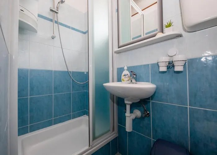 アパート In With Seaview, Terrace, Air Condition, Wifi