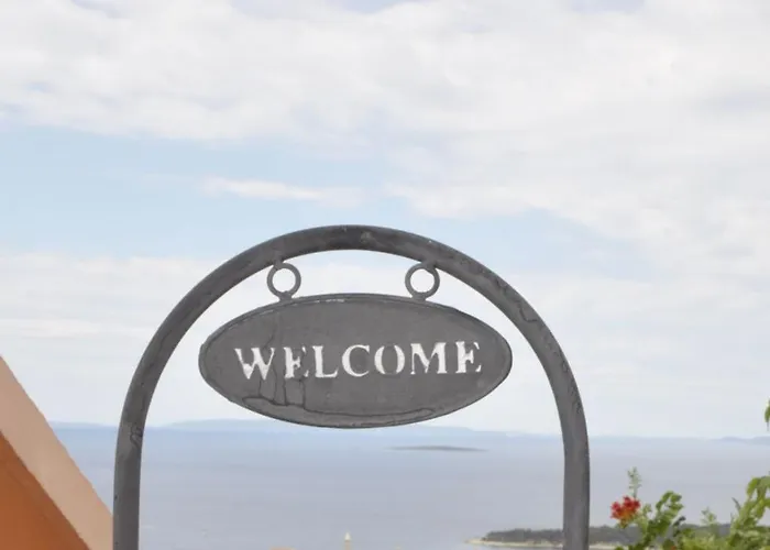 アパート In With Seaview, Terrace, Air Condition, Wifi *