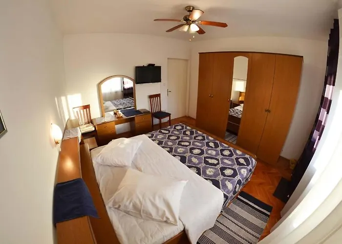In With Seaview, Terrace, Air Condition, Wifi アパート *