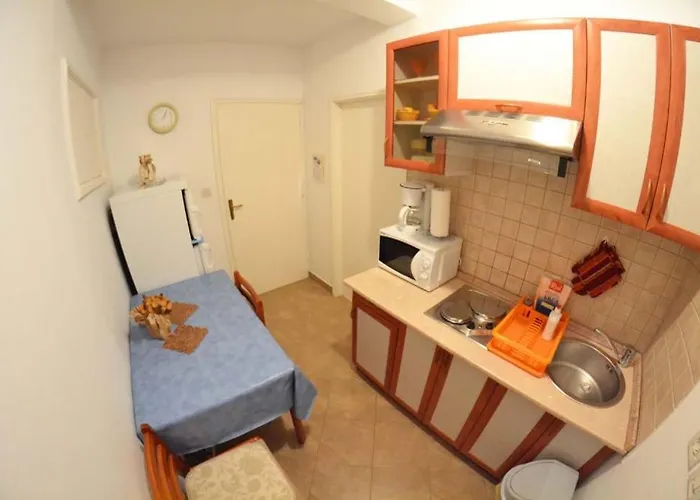 In With Seaview, Terrace, Air Condition, Wifi