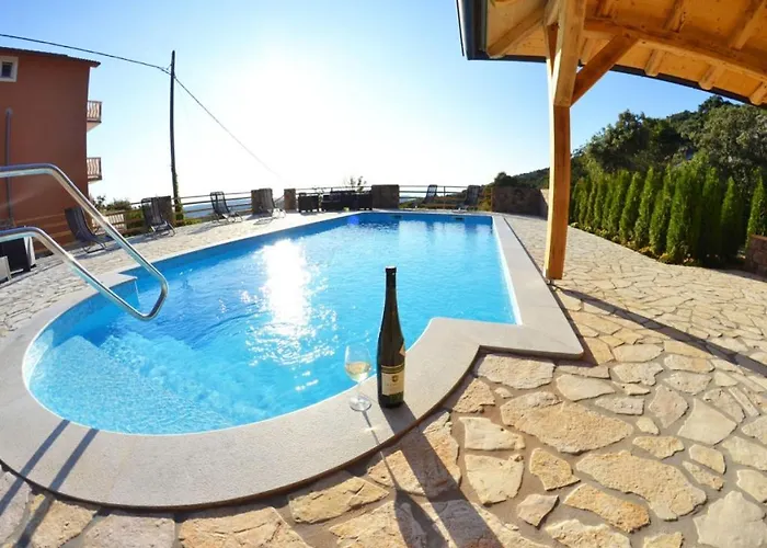 アパート In With Seaview, Terrace, Air Condition, Wifi