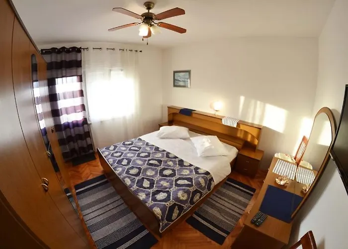 アパート In With Seaview, Terrace, Air Condition, Wifi *
